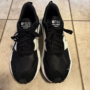 New Balance Black and White Sneakers